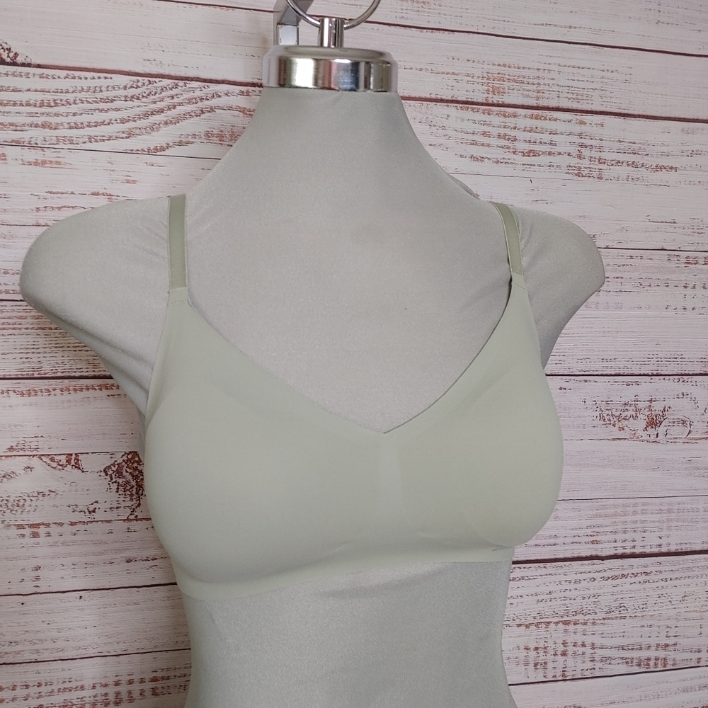 LA Vie en Rose T-Shirt Bra Size S